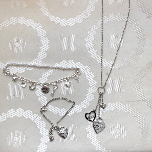 Guess Jewelry - ✨Assorted Guess jewellery✨ Guess Jewelry - ✨Assorted Guess jewellery✨